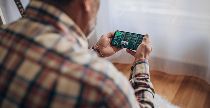 Inside the Mind of Chance: The Psychology Driving Slot Machine Addiction in the Digital Age